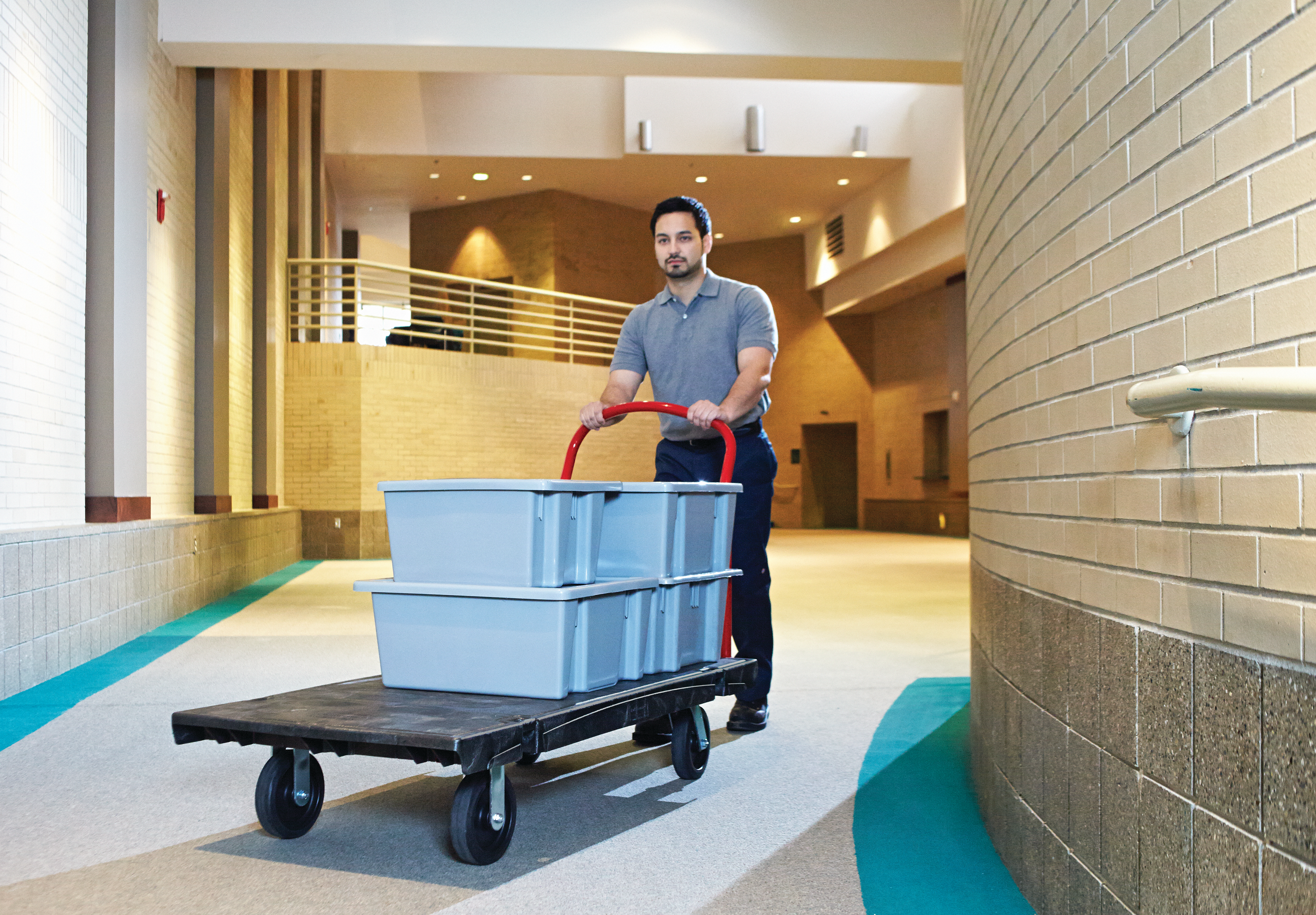 The Heavy-Duty Platform Truck is ideal for moving large, heavy, oversized loads efficiently throughout a facility with up to 2,000 lb. capacity.