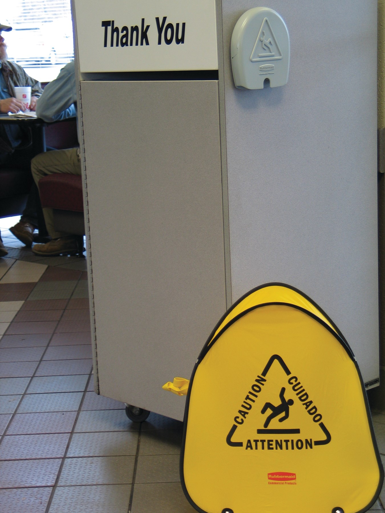 Large cone folds with a simple twist and slides into compact shell for handy storage. Multilingual safety communication utilizes ANSI/OSHA-compliant color and graphics.