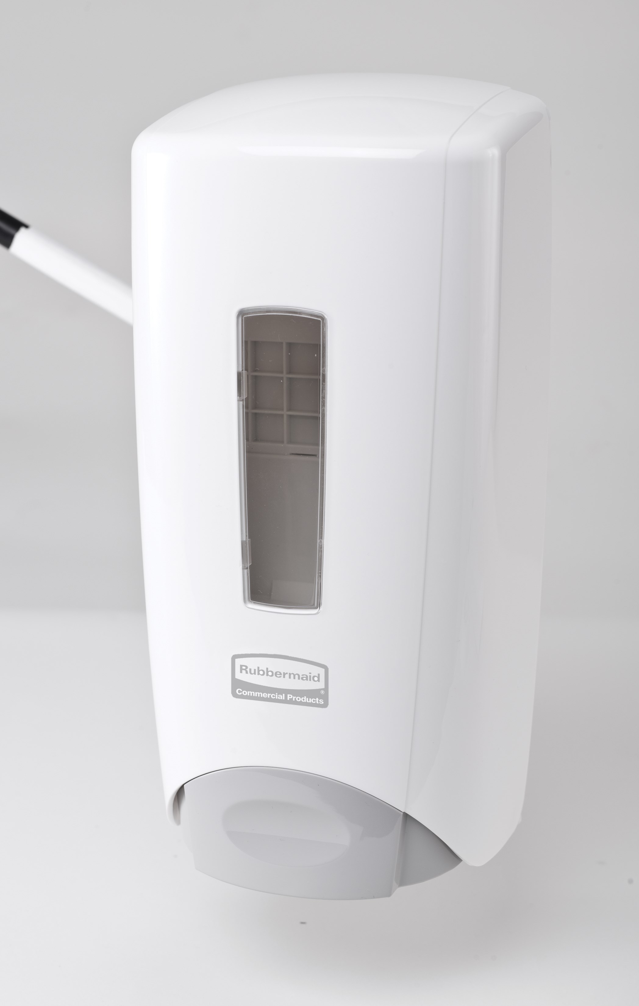 The FLex™ Dispenser is a manual wall-mounted system featuring a revolutionary design that increases your facility's efficiency by using two different soaps, liquid or foam, with the purchase of one single dispenser.