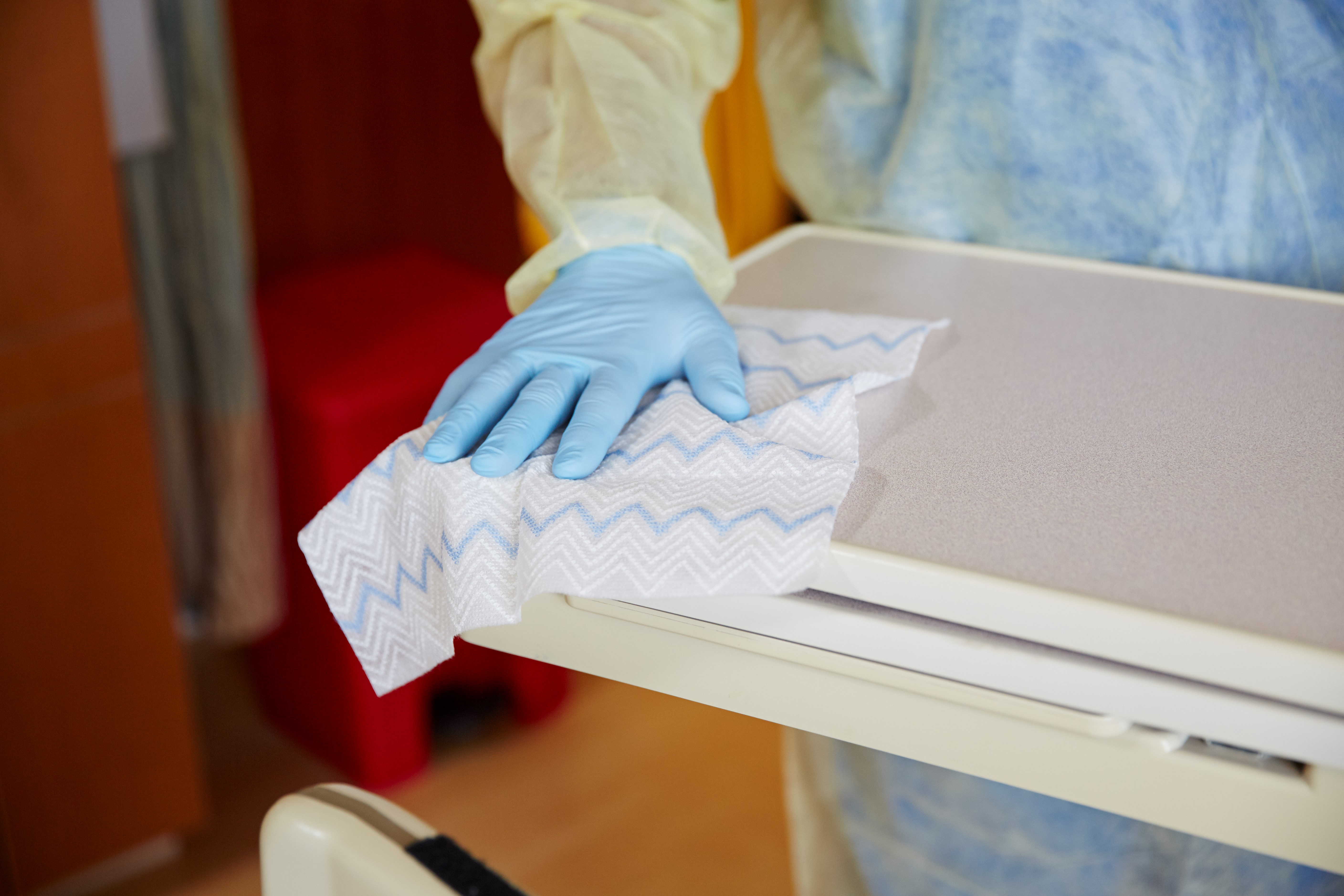 HYGEN™ Disposable Microfiber is proven to remove 99.9% of tested viruses and bacteria. Innovative technology knits microfiber yarn into a non-woven substrate, creating unique, disposable microfiber.