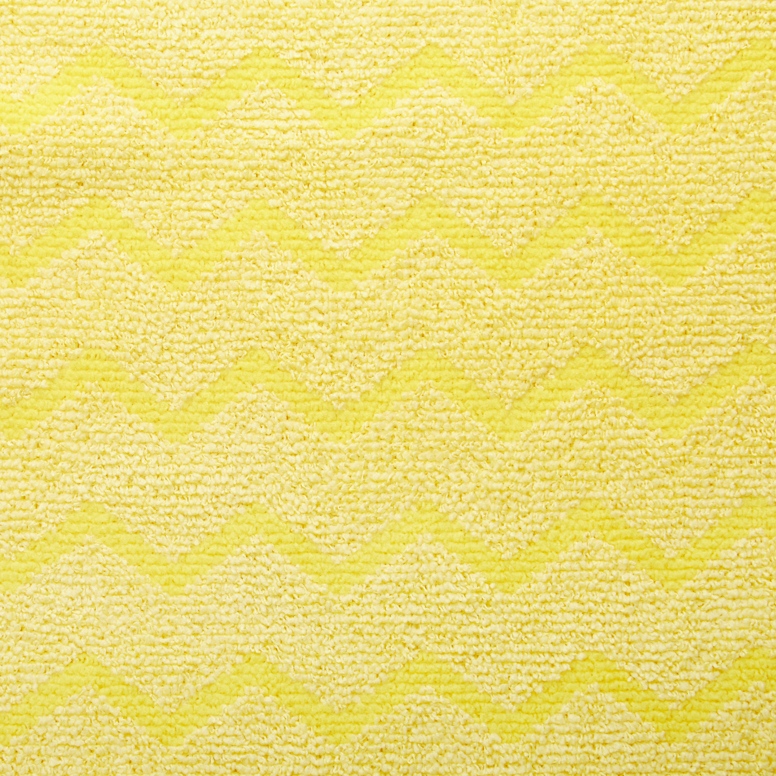 HYGEN™ Microfibre is proven to remove 99.7% or more of tested viruses and bacteria. Combining superior microfibre with built-in scrubber technology, HYGEN™ Microfibre helps prevent cross-transmission and reduces the risk of healthcare-associated infections.