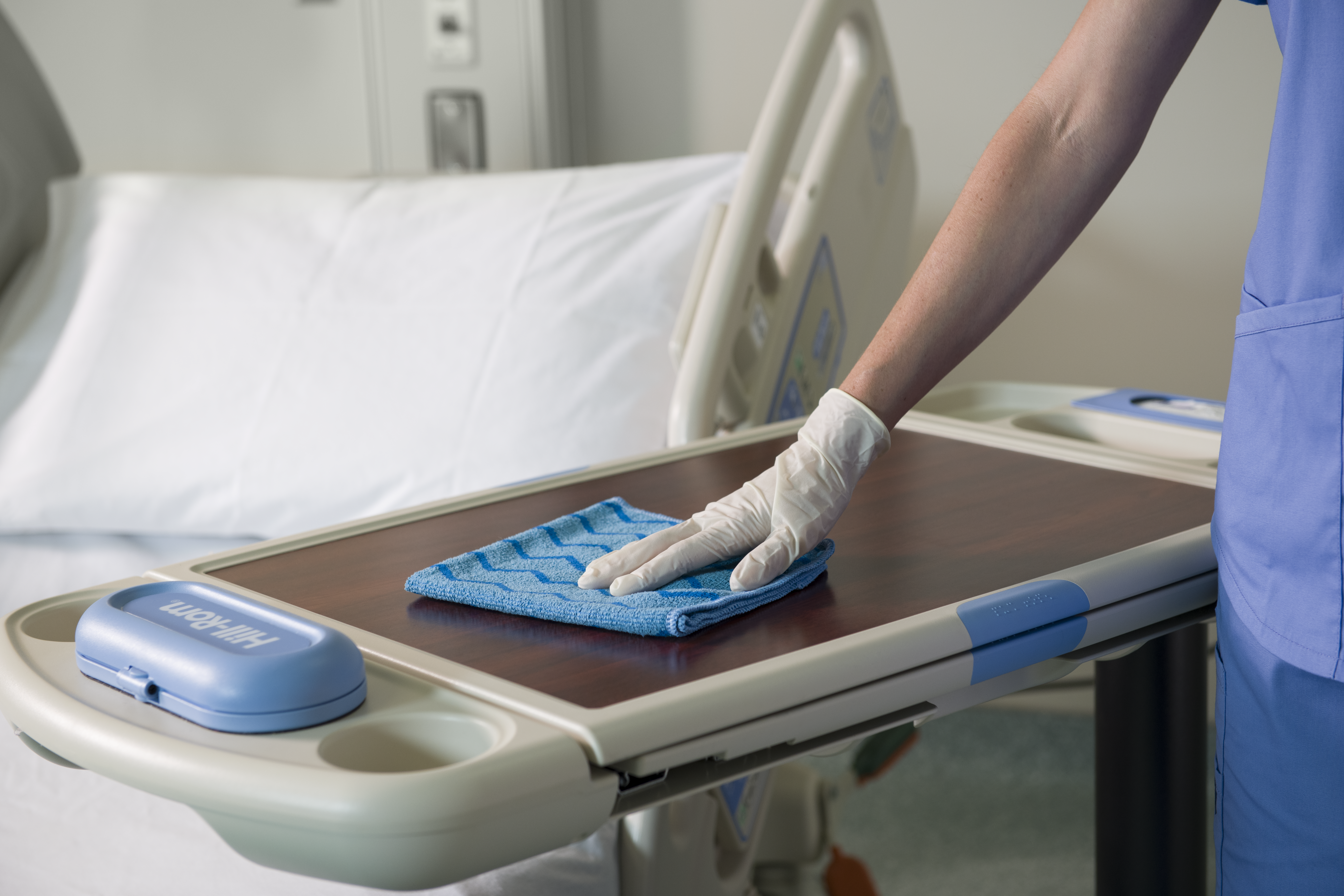 HYGEN™ Microfibre is proven to remove 99.7% or more of tested viruses and bacteria. Combining superior microfibre with built-in scrubber technology, HYGEN™ Microfibre helps prevent cross-transmission and reduces the risk of healthcare-associated infections.