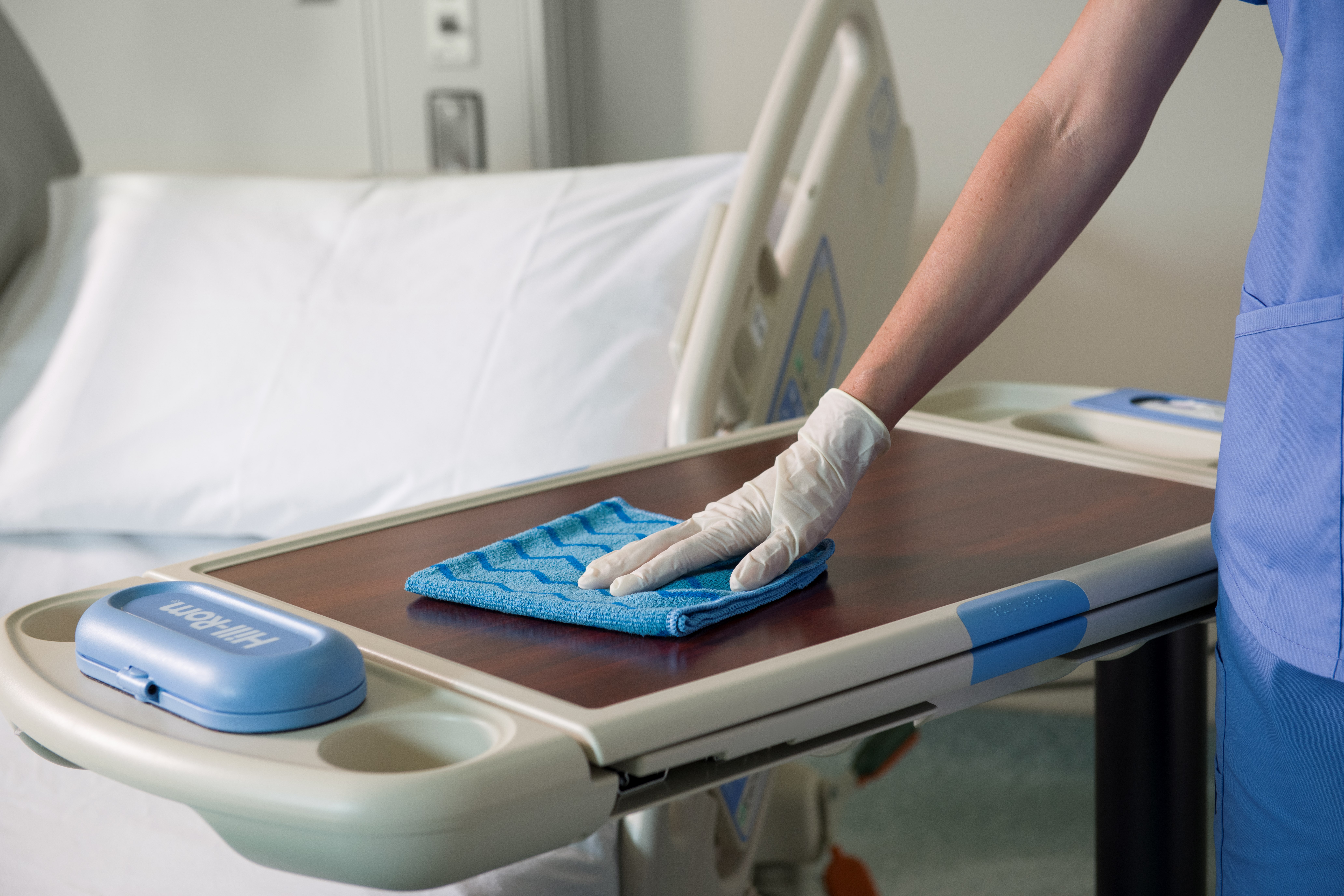 HYGEN™ Launderable Microfibre Cloth is designed with industry-leading durability for optimal infection prevention and unmatched performance. Its cleaning capability can tackle any surface, picking up everything from dirt, lint and dust to bacteria that can’t be seen by the naked eye. 

With HYGEN™ microfibre cleaning cloths, you can say goodbye to the paper towel and hello to multi use surface cleaners. Learn more about our product today.

The benefits of our microfibre cleaning cloths range far and wide, including: