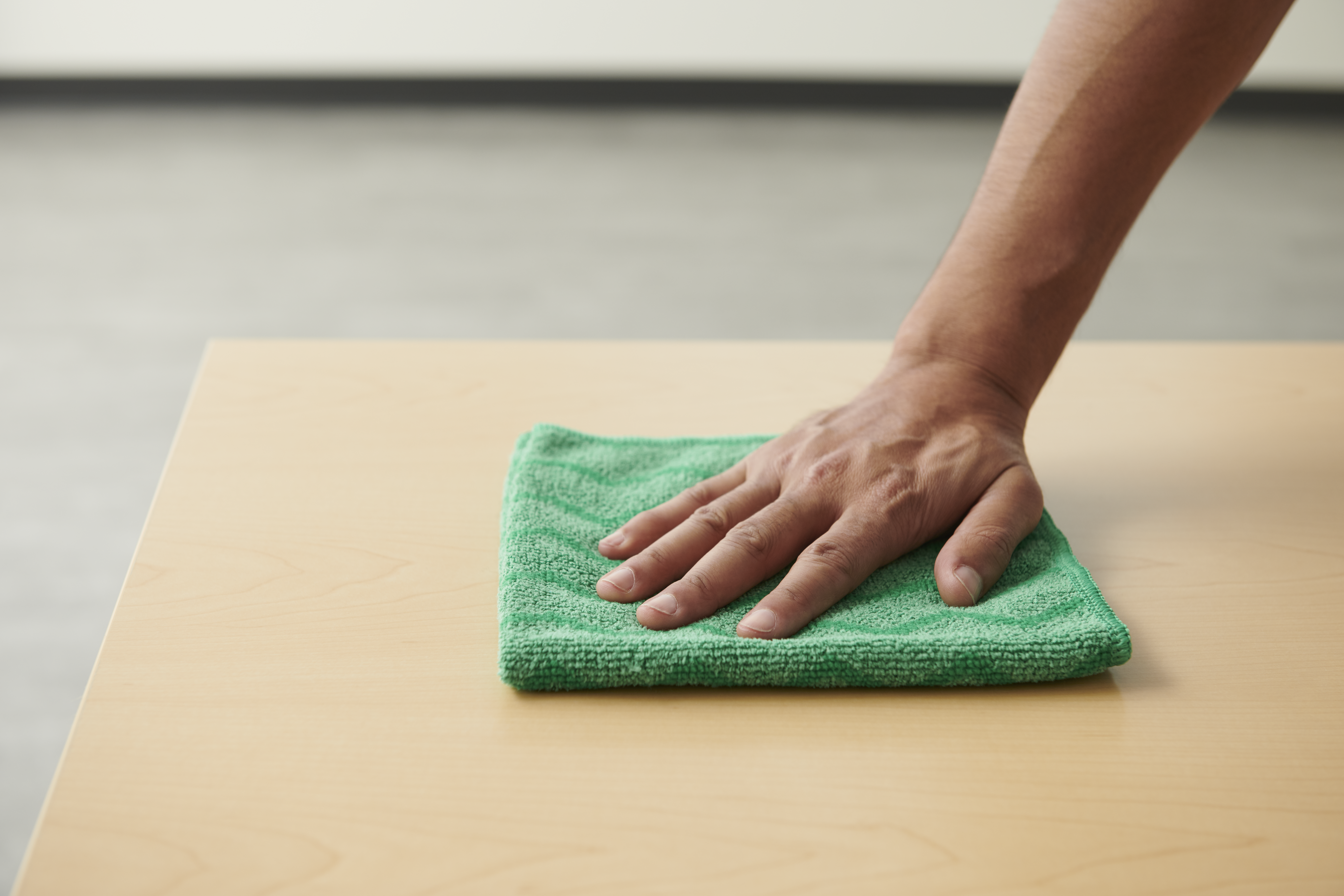 HYGEN™ Microfibre is proven to remove 99.7% or more of tested viruses and bacteria. Combining superior microfibre with built-in scrubber technology, HYGEN™ Microfibre helps prevent cross-transmission and reduces the risk of healthcare-associated infections.