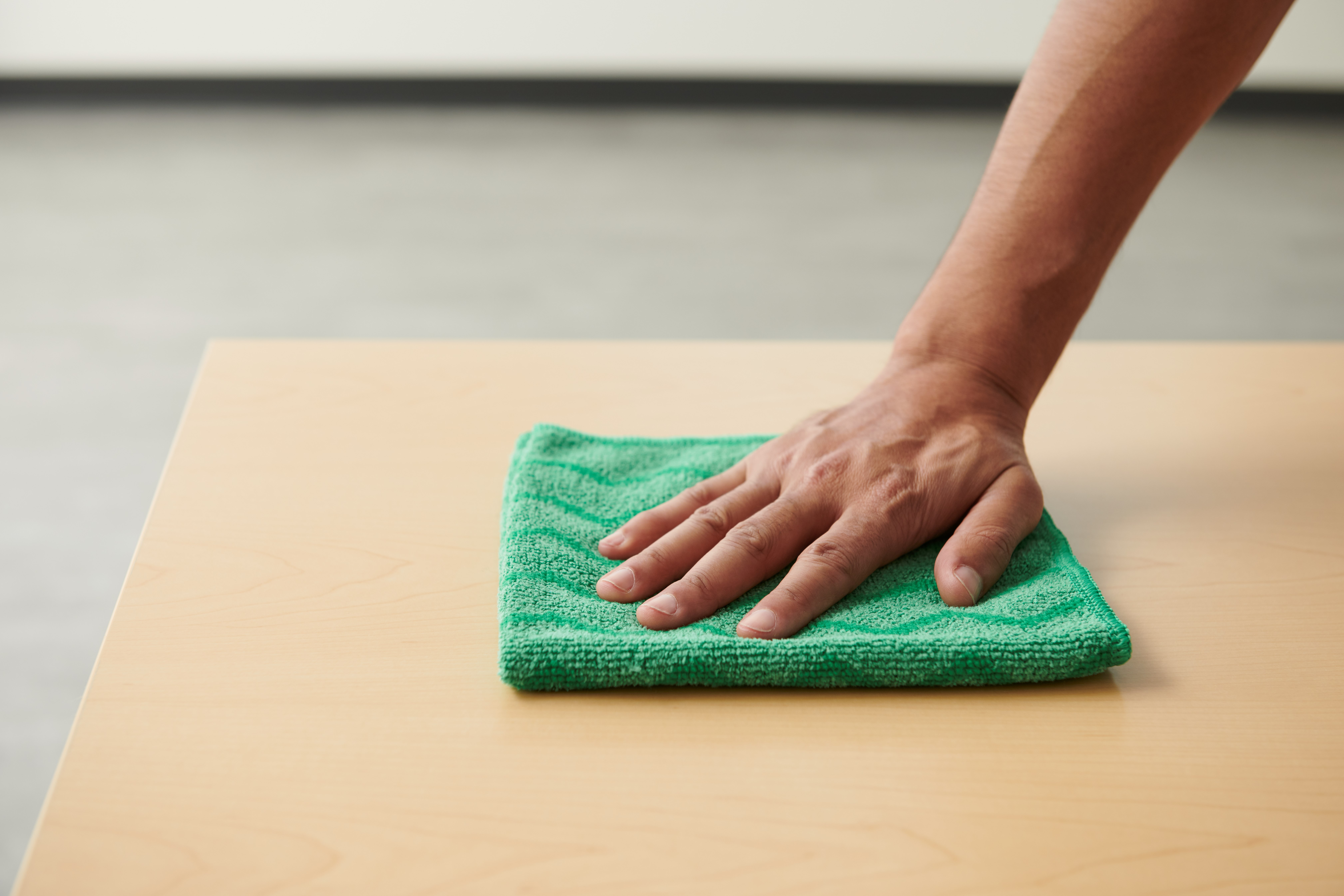 HYGEN™ Launderable RFID Microfibre Cloth is designed with industry-leading durability for optimal infection prevention and unmatched performance. Now featuring RFID technology, these cloths provide real-time tracking of their usage and wash cycles, ensuring that only properly sanitized cloths are reused, enhancing both hygiene compliance and inventory management. Its cleaning capability can tackle any surface, picking up everything from dirt, lint, and dust to bacteria invisible to the naked eye.

With HYGEN™ microfibre cleaning cloths, you can say goodbye to paper towels and hello to multi-use surface cleaners. Learn more about how RFID-equipped cloths bring added efficiency and control to your cleaning process.