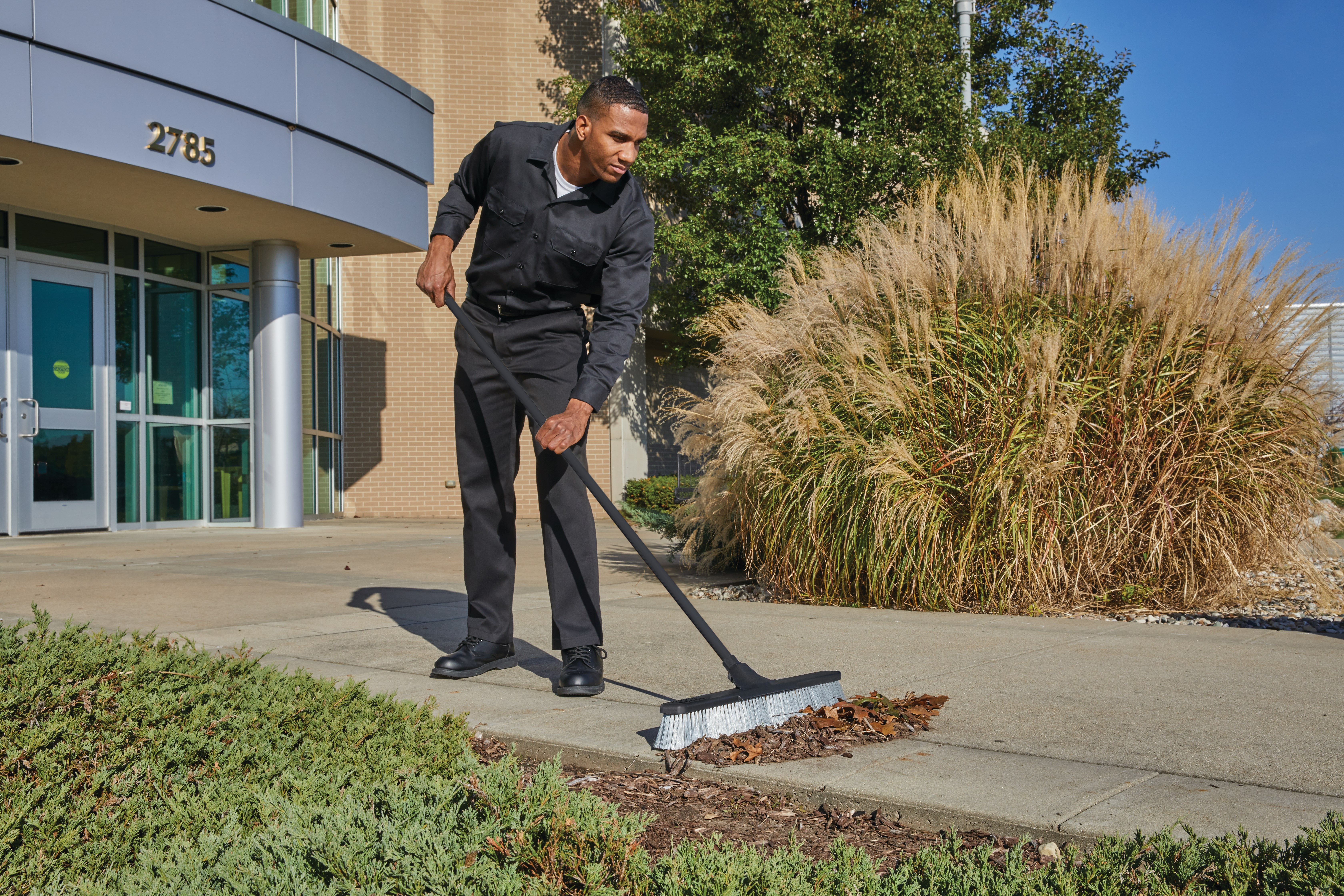 The new push brooms from Rubbermaid Commercial Products offer enhanced features and bristle options to ensure efficient, hassle-free cleanup for the most demanding commercial jobs.