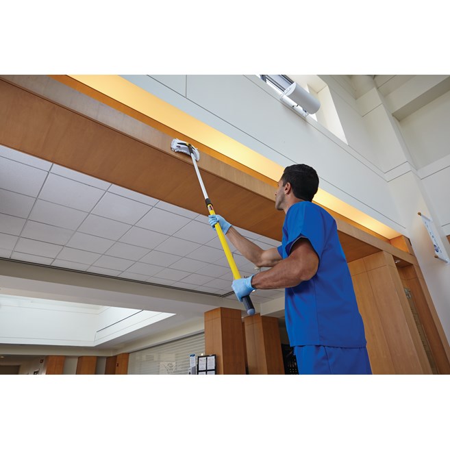 HYGEN™ Quick-Connect handles and poles make cleaning more efficient in every area of the facility by reaching the highest spaces with ease. The unique connection mechanism allows for easy, time-saving tool exchange.