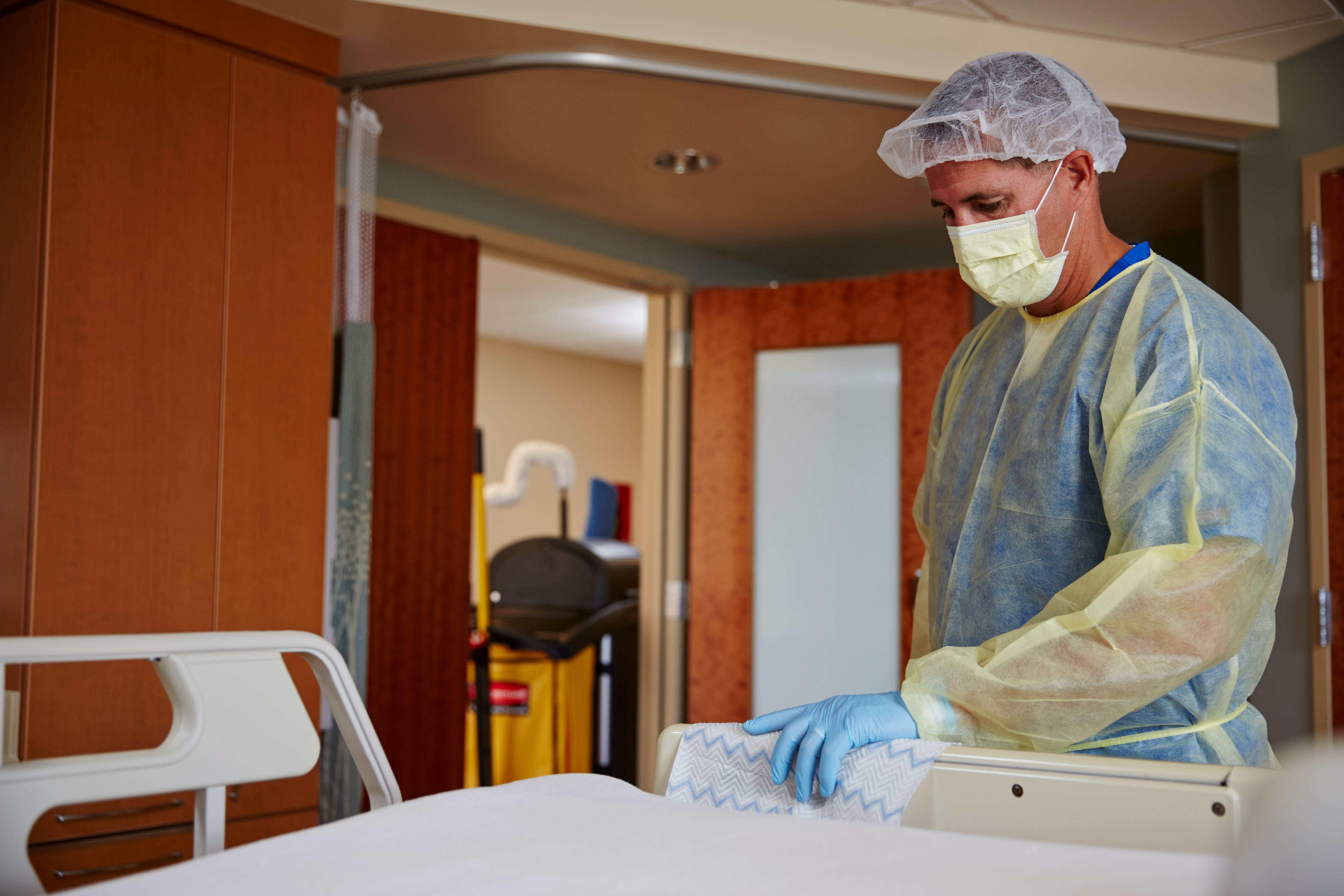 HYGEN™ Disposable Microfiber is proven to remove 99.9% of tested viruses and bacteria. Innovative technology knits microfiber yarn into a non-woven substrate, creating unique, disposable microfiber.