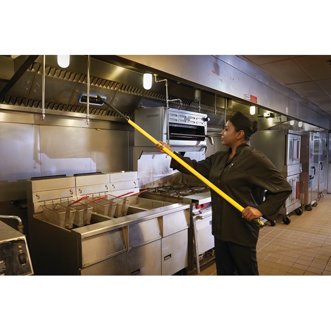 The Rubbermaid Commercial Maximizer™ cleaning tools help workers save time by reducing steps in a task, reducing the time of a step and reducing user effort.  Engineered to last and designed to perform in a variety of common spaces, Maximizer cleaning tools deliver fast, consistent results shift after shift.