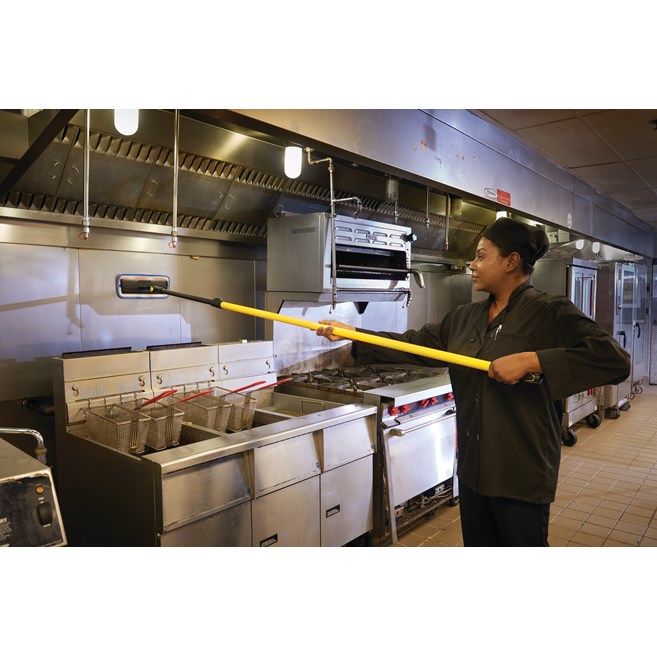 The Rubbermaid Commercial Maximizer™ cleaning tools help workers save time by reducing steps in a task, reducing the time of a step and reducing user effort.  Engineered to last and designed to perform in a variety of common spaces, Maximizer cleaning tools deliver fast, consistent results shift after shift.