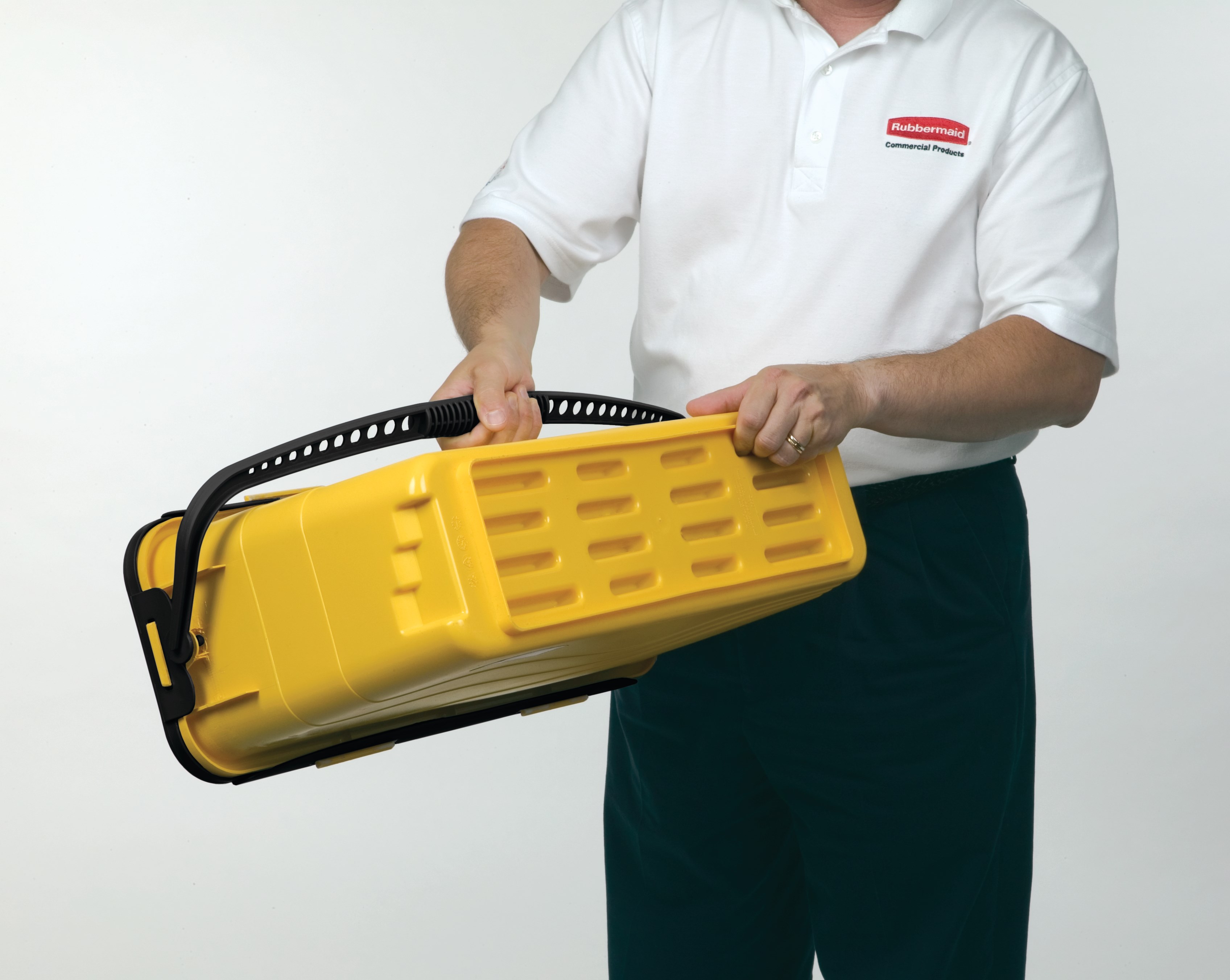 HYGEN™マイクロファイバー・チャージング・バケツ（ふるい付き）は、モップを効果的かつ人間工学的に湿らせ、高効率のフラット・モップ・クリーニング・システムを完成させます。