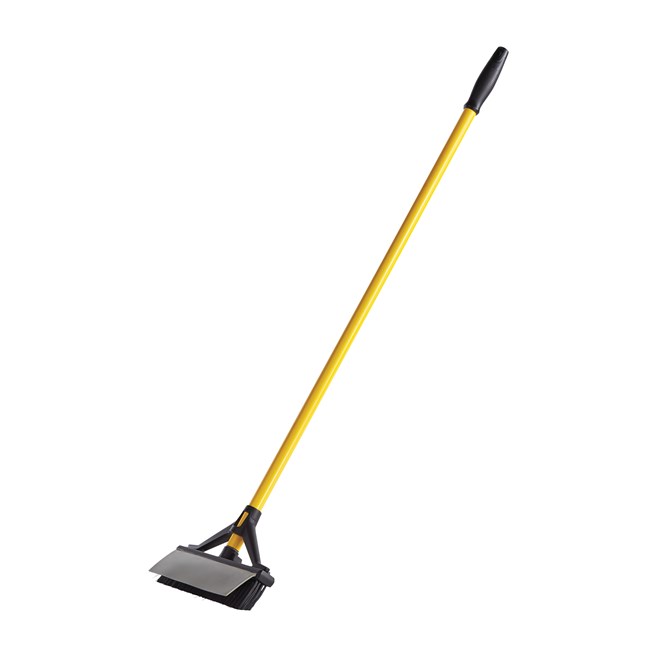 The Rubbermaid Commercial Maximizer™ cleaning tools help workers save time by reducing steps in a task, reducing the time of a step and reducing user effort.  Engineered to last and designed to perform in a variety of common spaces, Maximizer cleaning tools deliver fast, consistent results shift after shift.