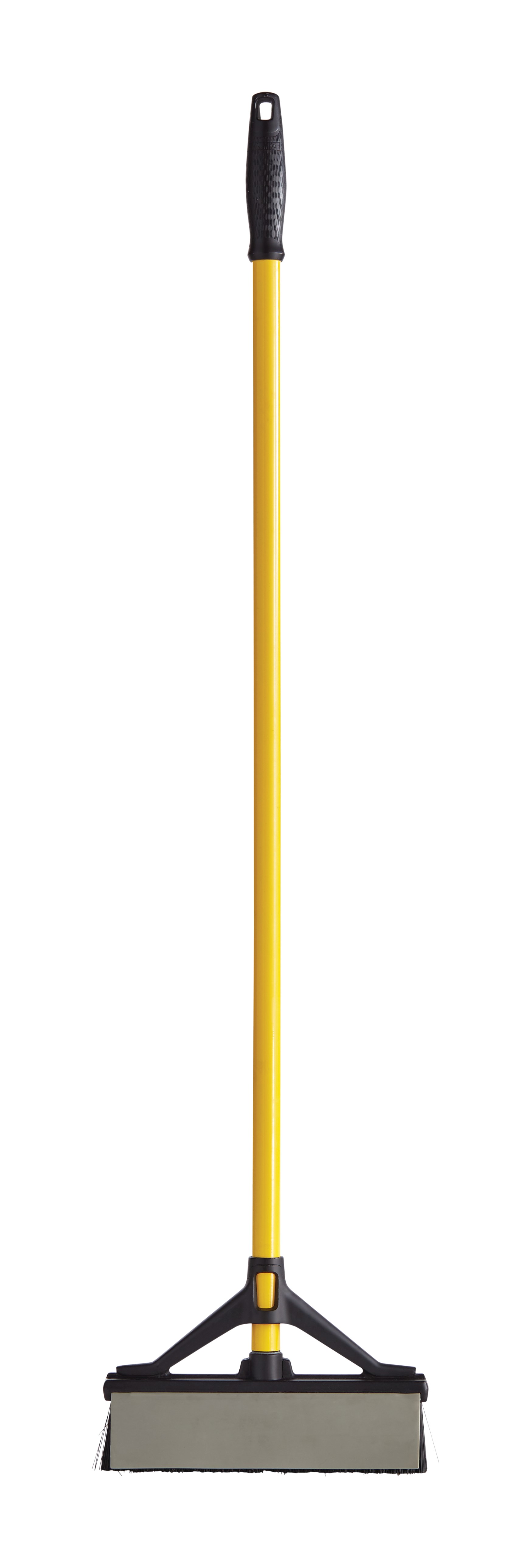 The Rubbermaid Commercial Maximizer™ cleaning tools help workers save time by reducing steps in a task, reducing the time of a step and reducing user effort.  Engineered to last and designed to perform in a variety of common spaces, Maximizer cleaning tools deliver fast, consistent results shift after shift.