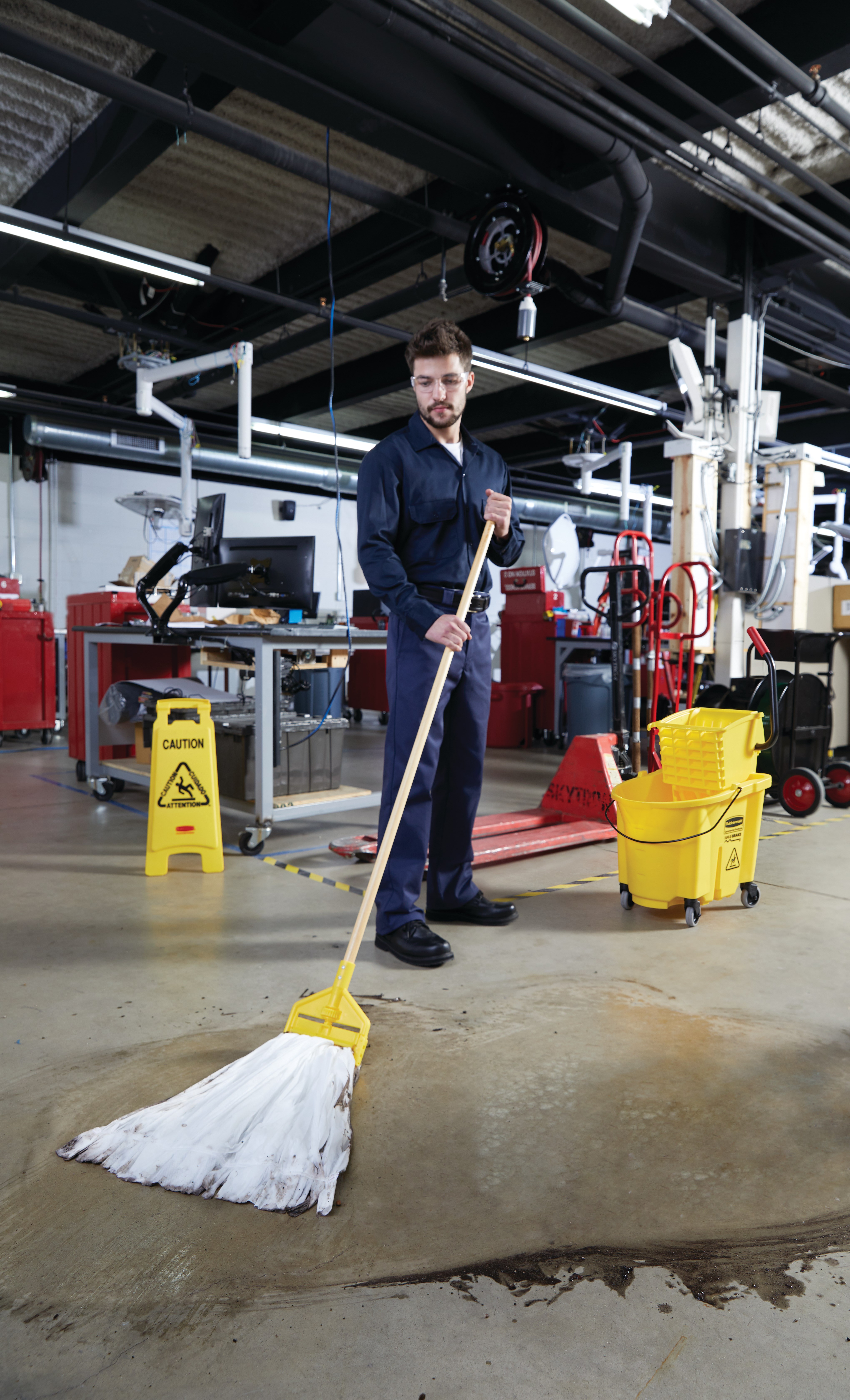 Disposable Wet Mops are single-use to help reduce the spread of dirt and grime, resulting in cleaner floors.