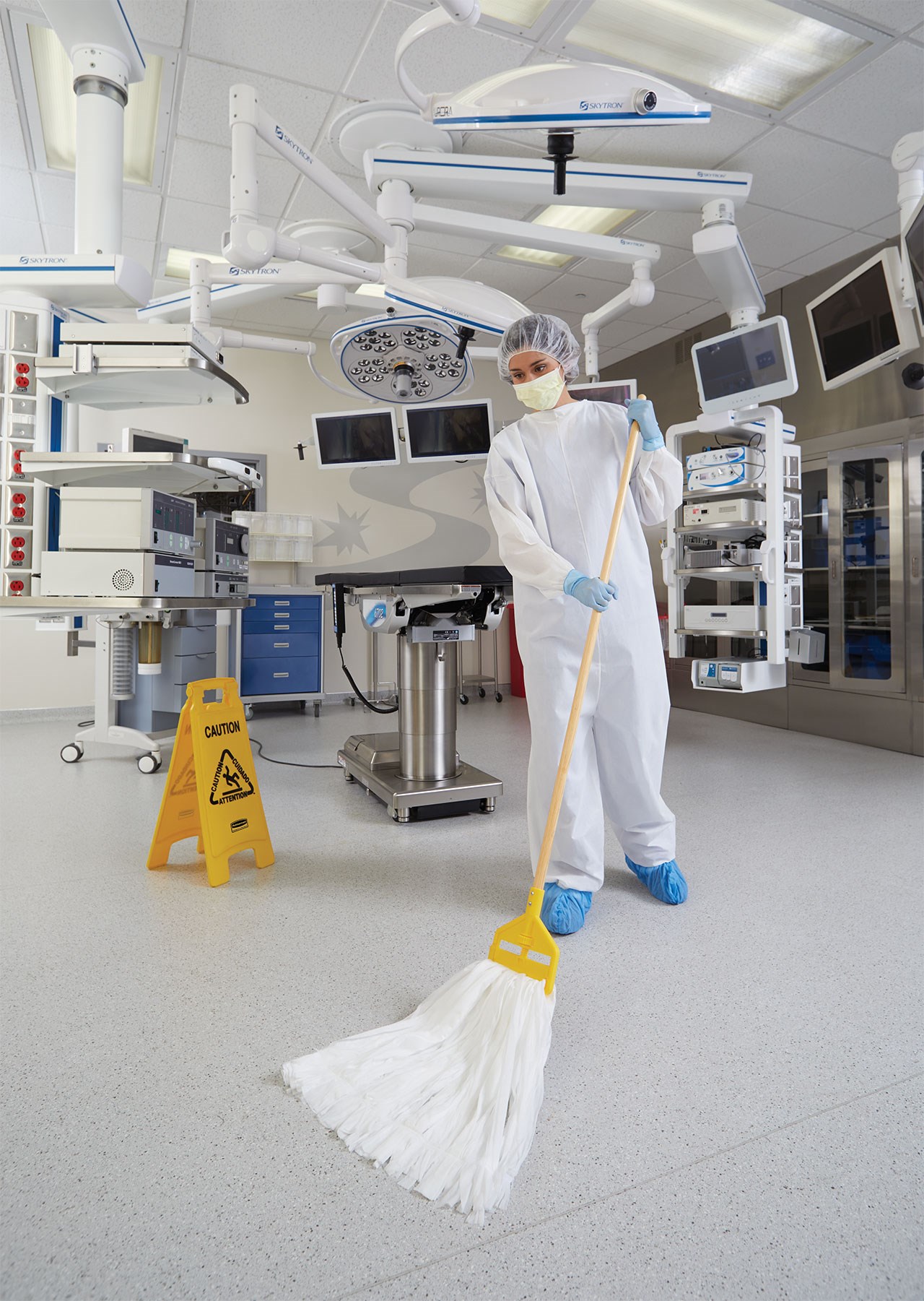Disposable Wet Mops are single-use to help reduce the spread of dirt and grime, resulting in cleaner floors.