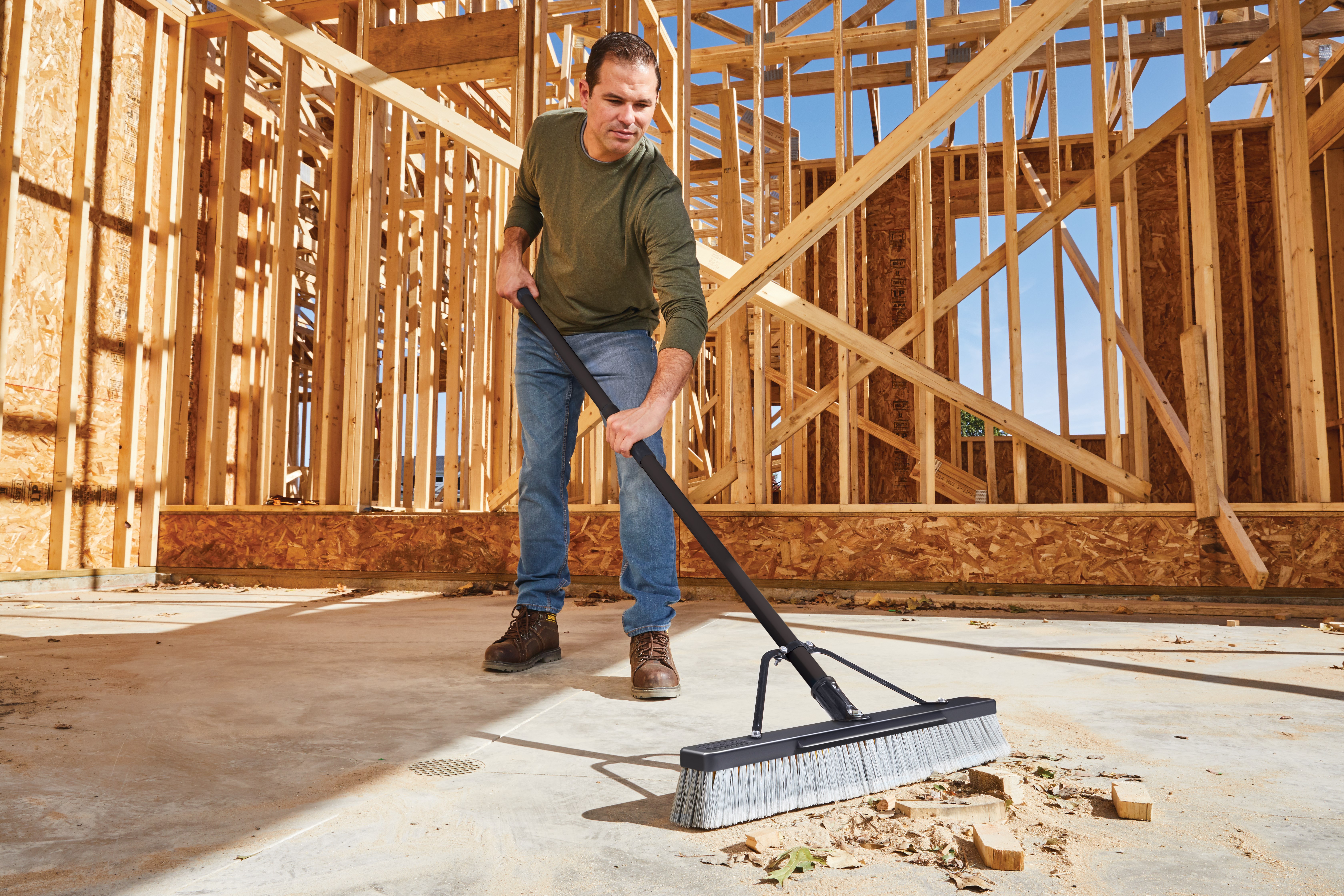 The new push brooms from Rubbermaid Commercial Products offer enhanced features and bristle options to ensure efficient, hassle-free cleanup for the most demanding commercial jobs.