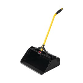 The Rubbermaid Commercial Maximizer™ cleaning tools help workers save time by reducing steps in a task, reducing the time of a step and reducing user effort.  Engineered to last and designed to perform in a variety of common spaces, Maximizer cleaning tools deliver fast, consistent results shift after shift.