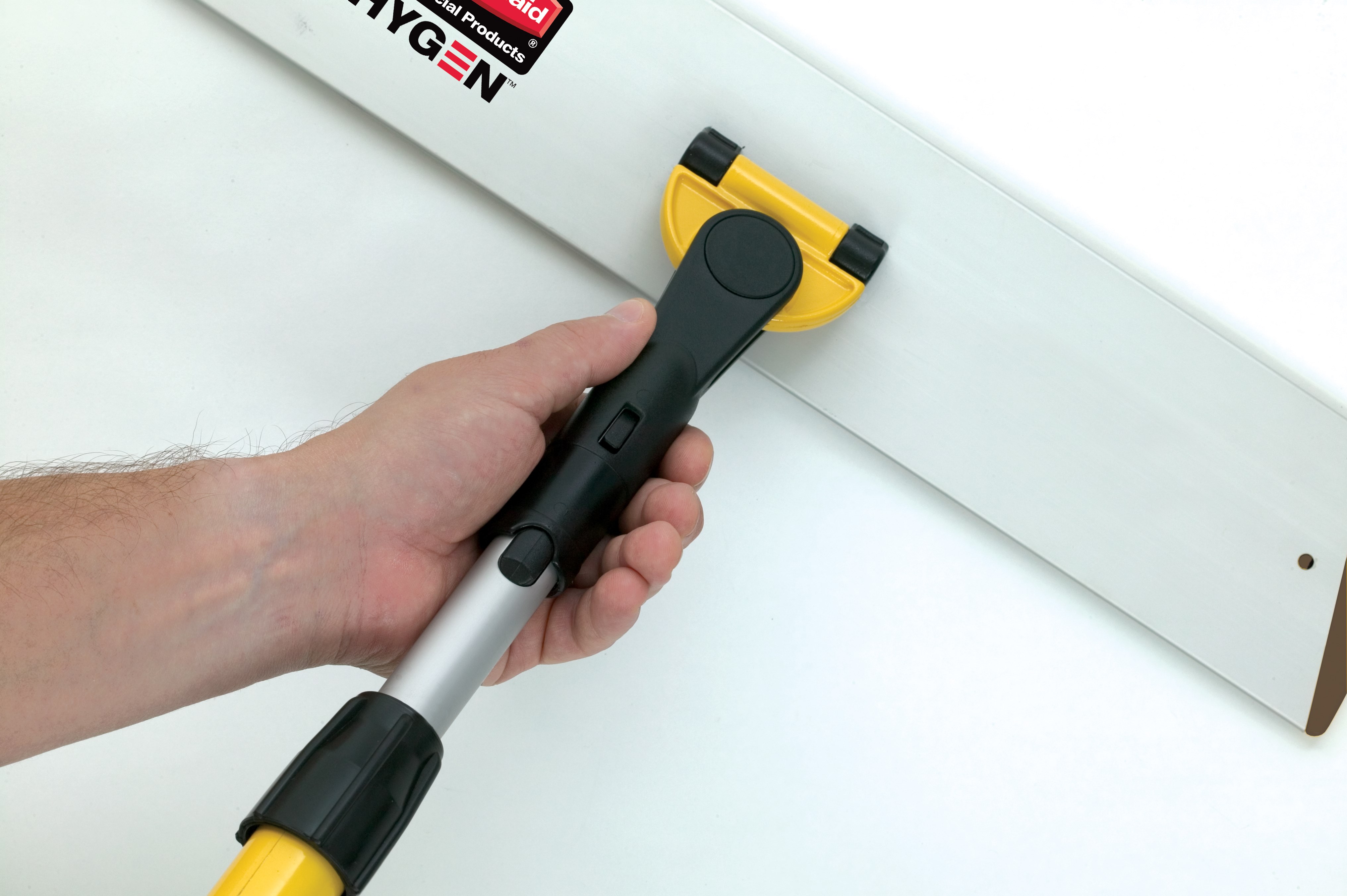HYGEN™ Quick-Connect Frames features a flat profile that slides easily under furniture and equipment. Trapezoidal shape improves cleaning in corners and other hard to reach areas by reaching the highest spaces with ease.