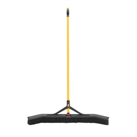 Maximizer™ cleaning tools help workers save time by reducing steps in a task, reducing the time of a step and reducing user effort.  Engineered to last and designed to perform in a variety of common spaces, Maximizer cleaning tools deliver fast, consistent results shift after shift.