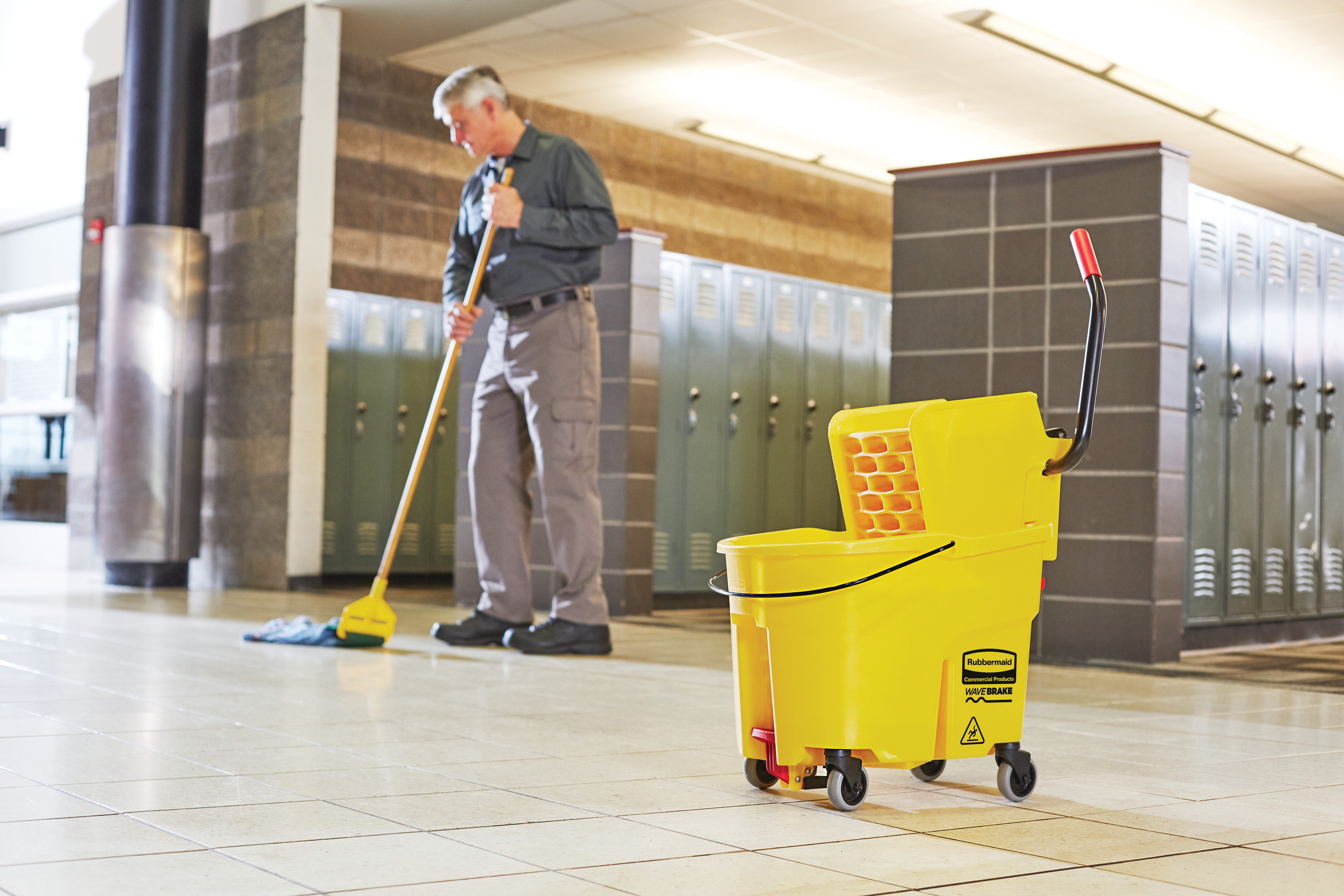 With features that surpass traditional mop buckets, the new generation of WaveBrake® helps to clean floors with less effort to get the job done safer, without sacrificing quality and durability.
