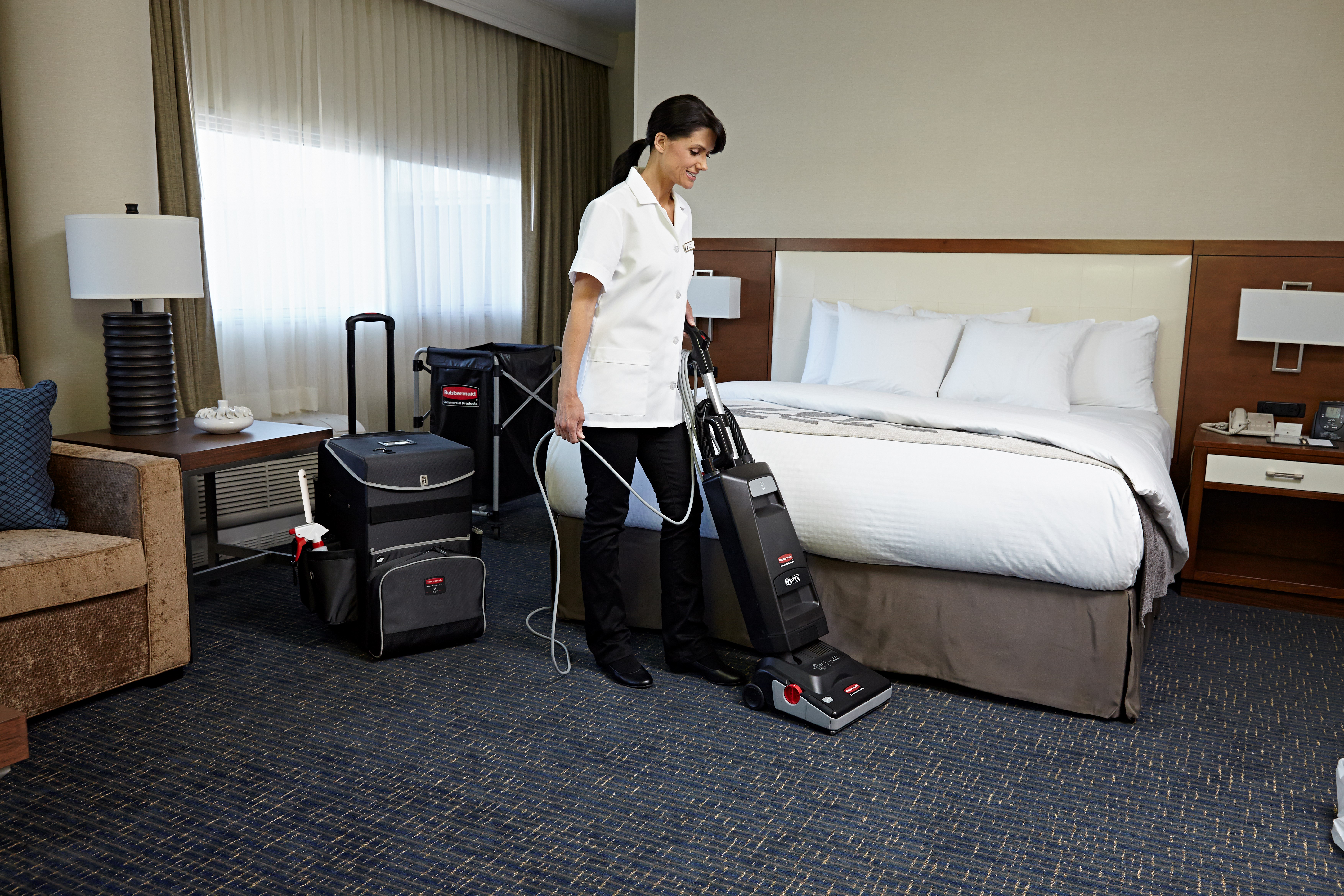 The Executive Quick Cart is the industry’s most durable mobile cart solution for housekeeping, janitorial and maintenance environments.