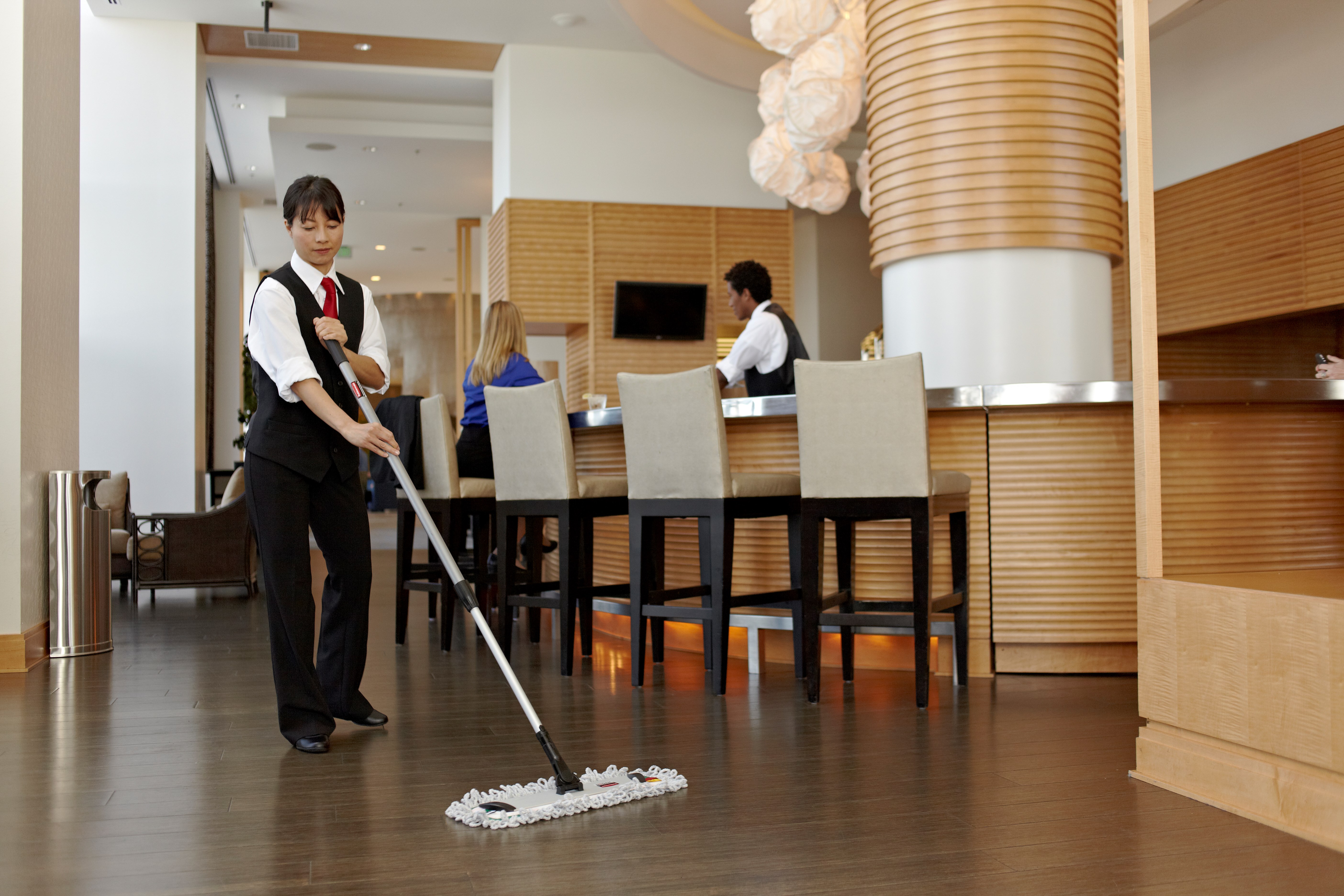 HYGEN™ Microfiber Dust Pads with Fringe are purposely designed to help Healthcare facilities reduce the risk of costly HAIs by maintaining cleaner and safer environments with products that have superior efficacy and improve worker productivity.