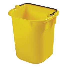 The 5-Quart Pail for Cleaning Carts provides a quick and easy way to clean in tight places.