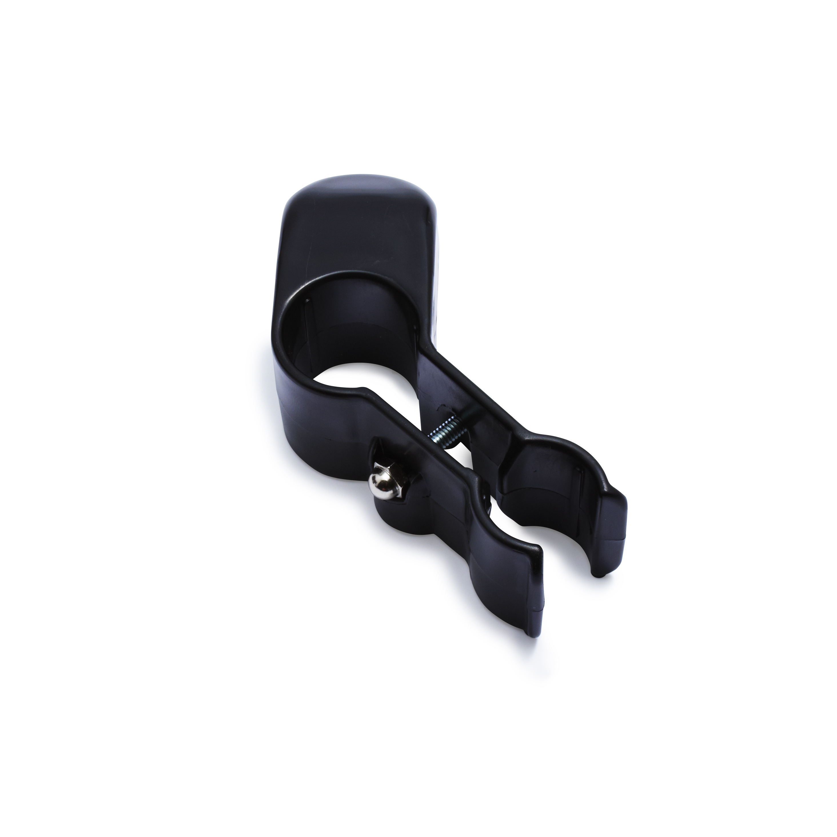 Lobby Pro® Upright Dust Pan Hanger Bracket is a hanger bracket that attaches to lobby dustpan handles. Hanger bracket mounts to Brute® container rim for easy transport. Bracket, brooms, and dustpans sold separately.