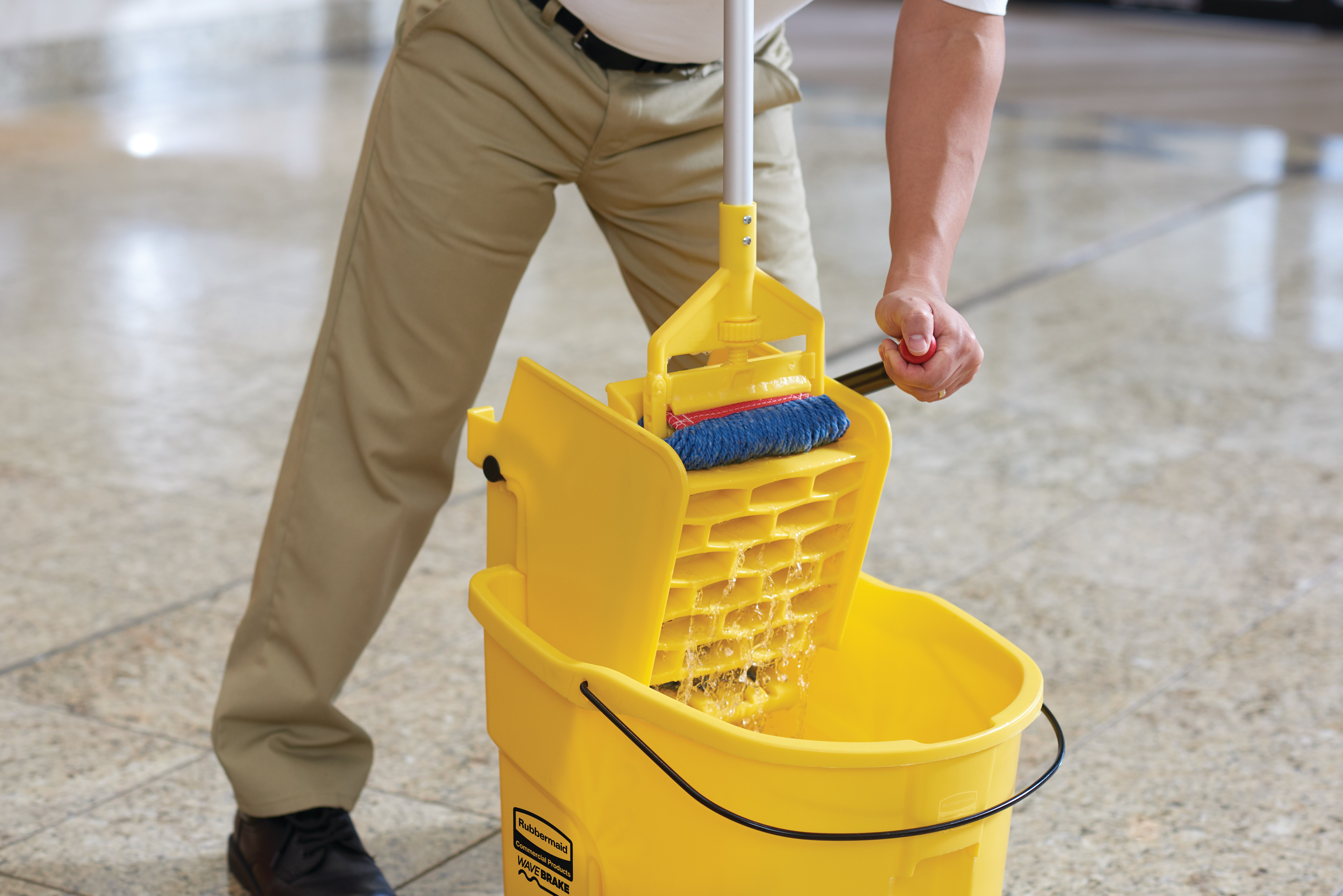 With features that surpass traditional mop buckets, the new generation of WaveBrake® helps to clean floors with less effort to get the job done safer, without sacrificing quality and durability.