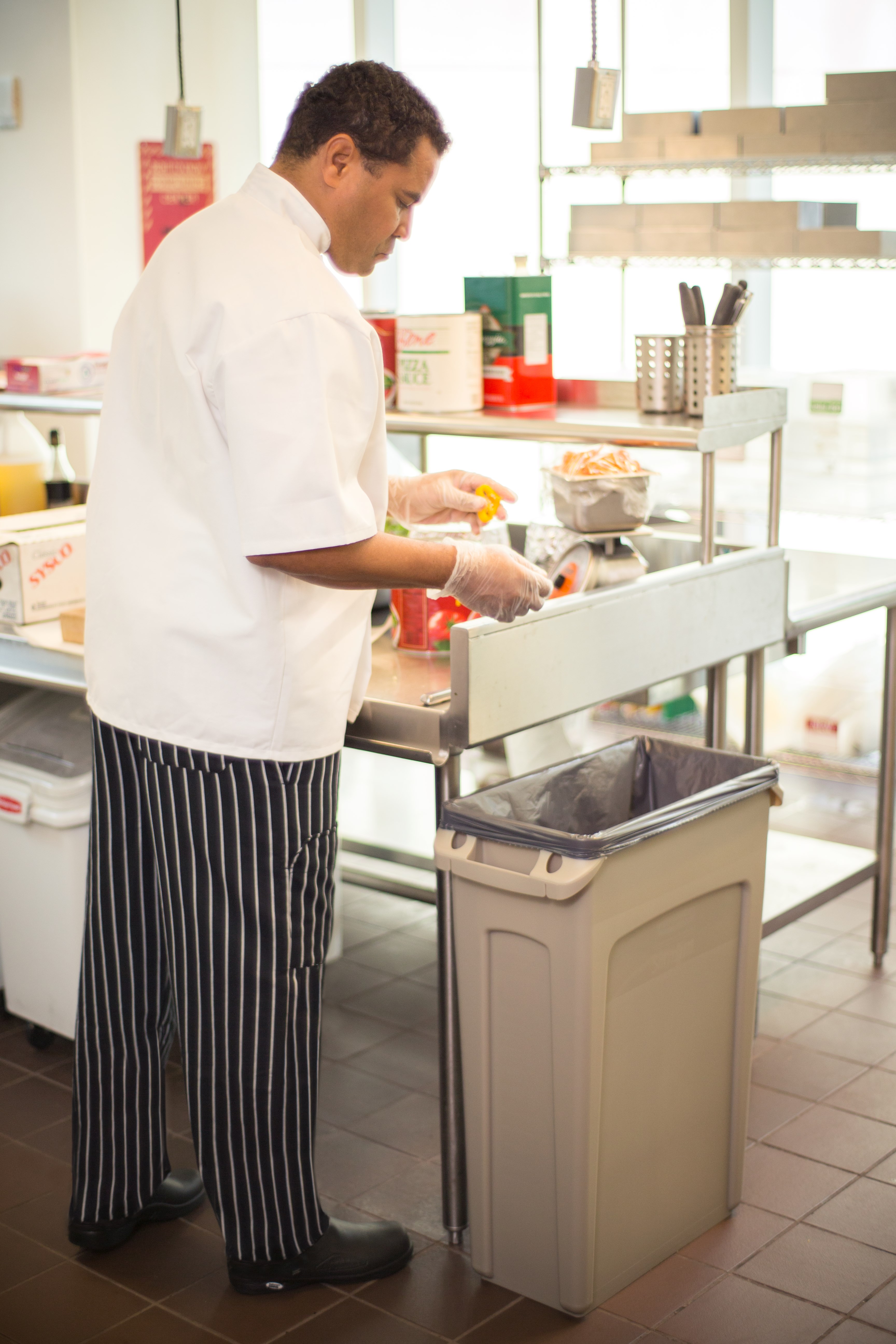 The Rubbermaid Commercial Slim Jim® containers with venting channels offer uncompromised performance in constrained spaces.