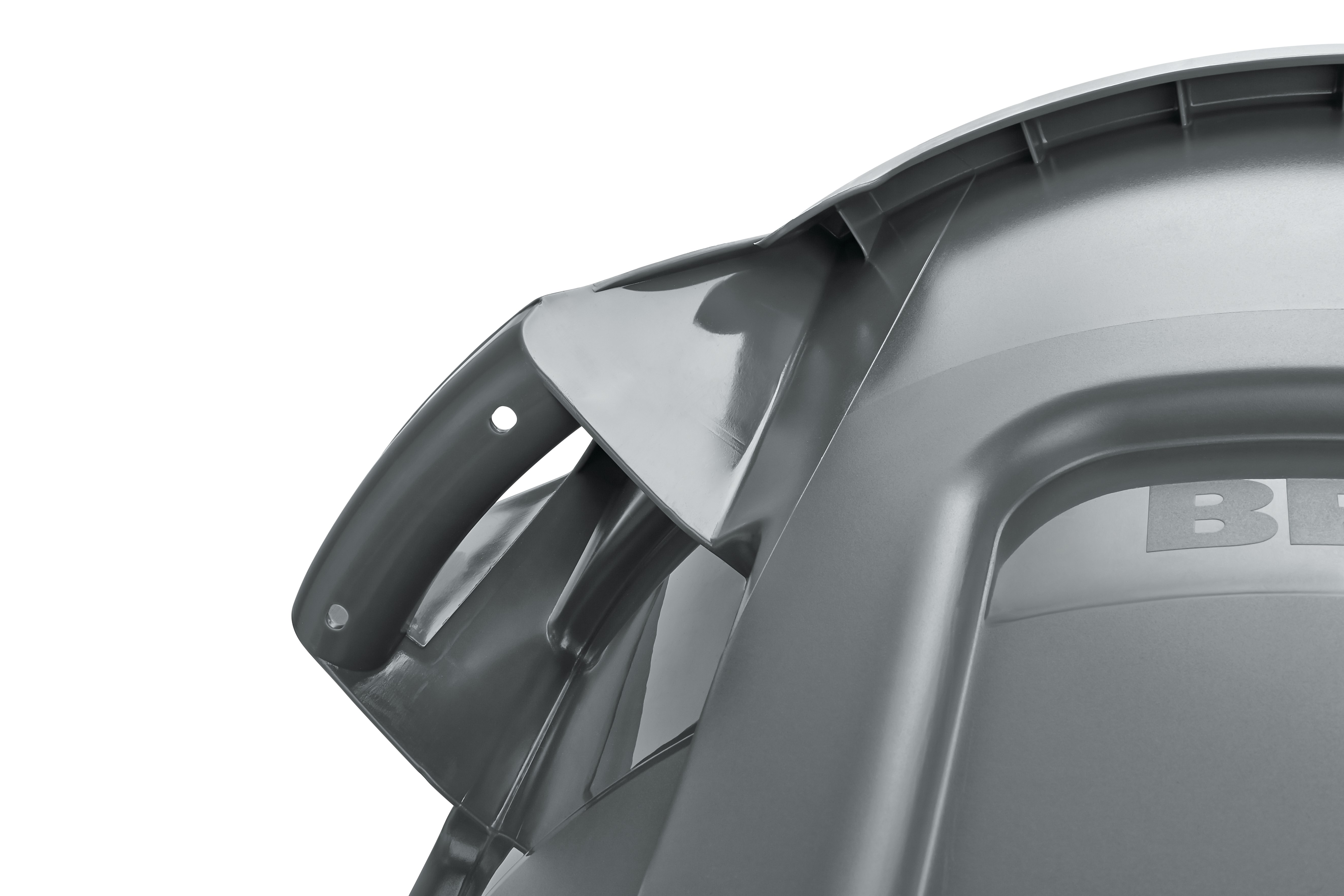 Innovative venting channels make lifting out liners up to 50% easier, improving productivity and reducing the risk of injury.