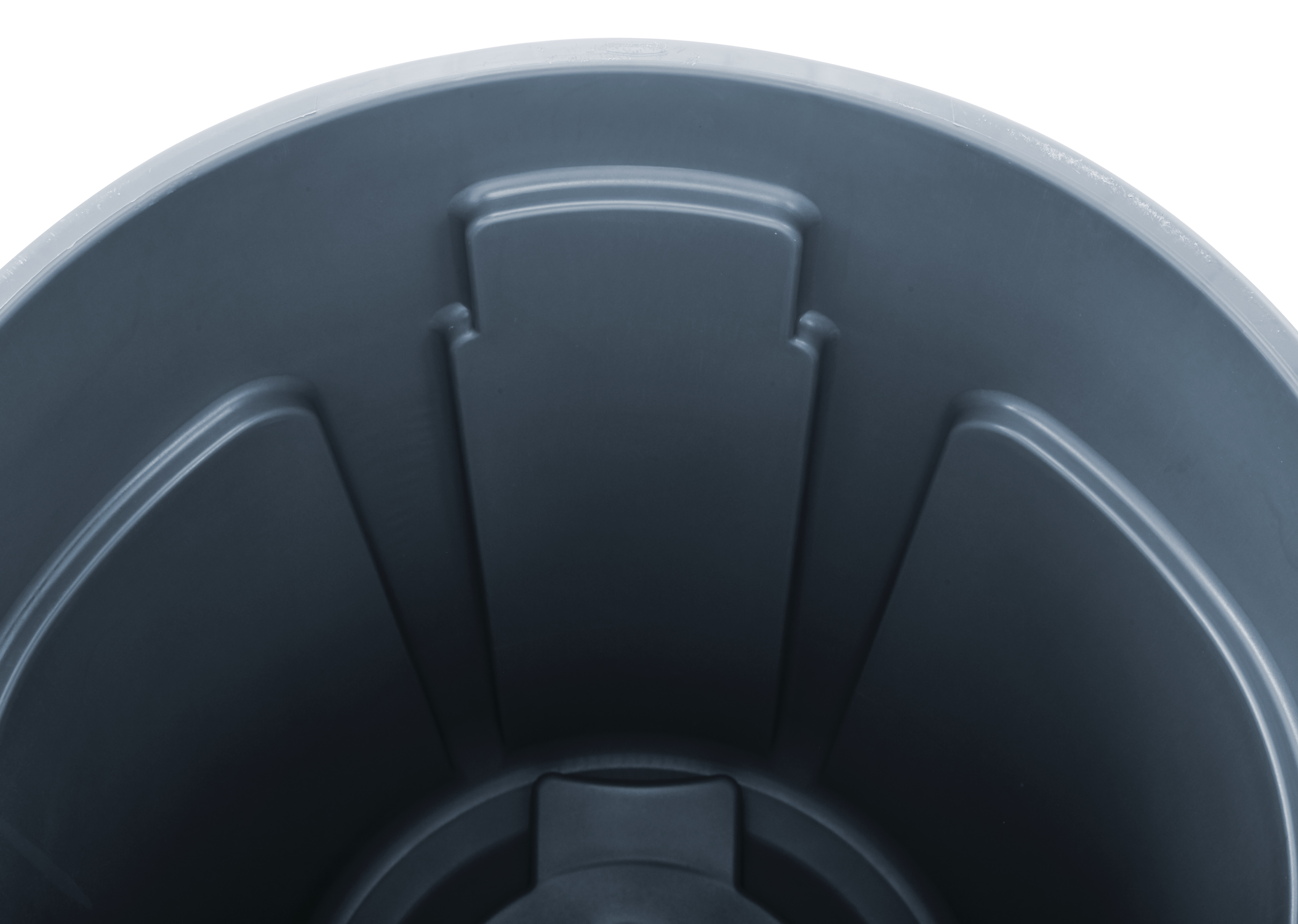 Innovative venting channels make lifting out liners up to 50% easier, improving productivity and reducing the risk of injury.