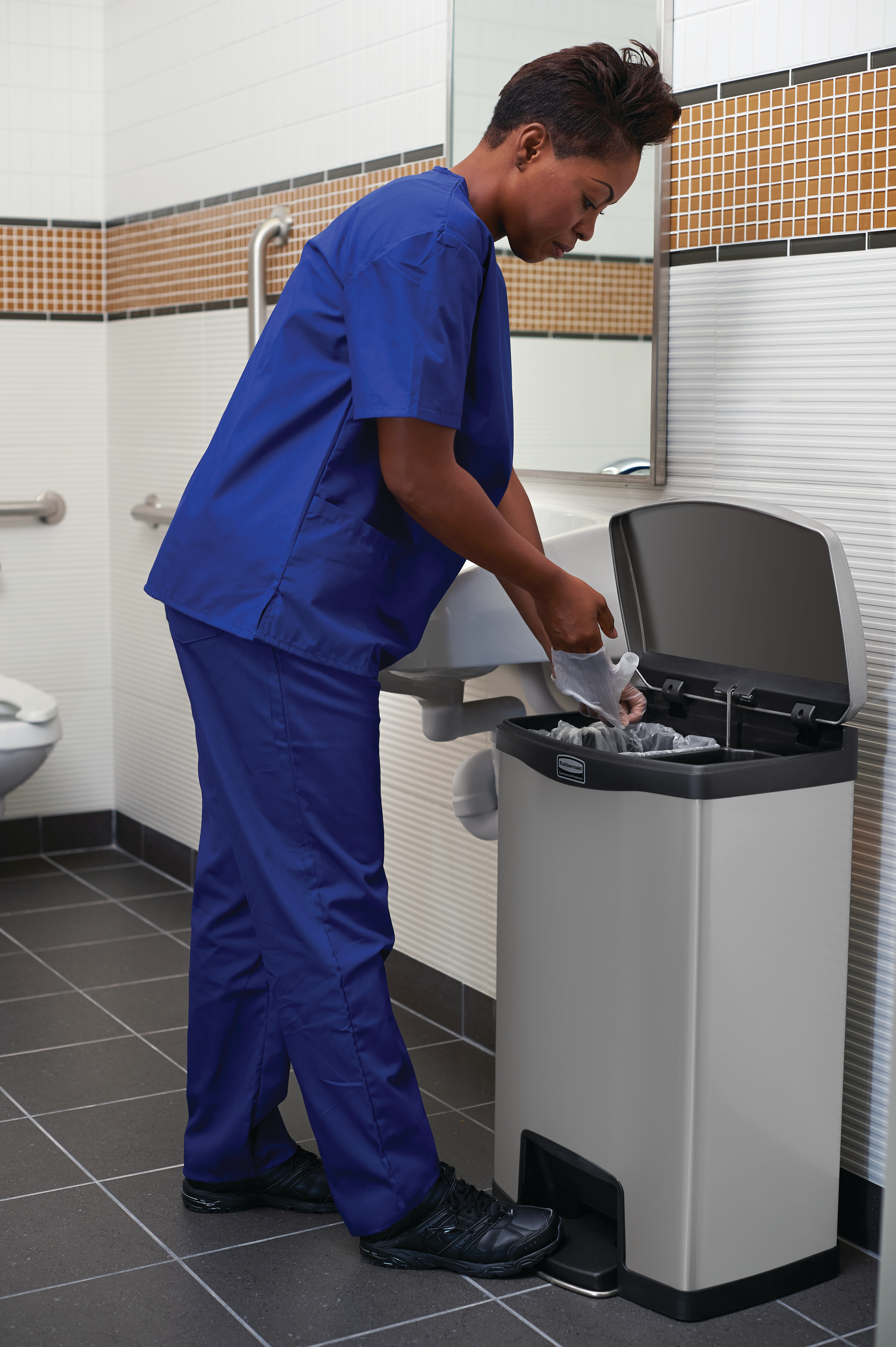 The Rubbermaid Commercial Slim Jim® Step-On Container features a slim profile and footprint to fit in tightest spaces. Slim Jim® Step-On containers are constructed with premium-quality materials and meet the needs of any environment with efficiency, safety, and durability.