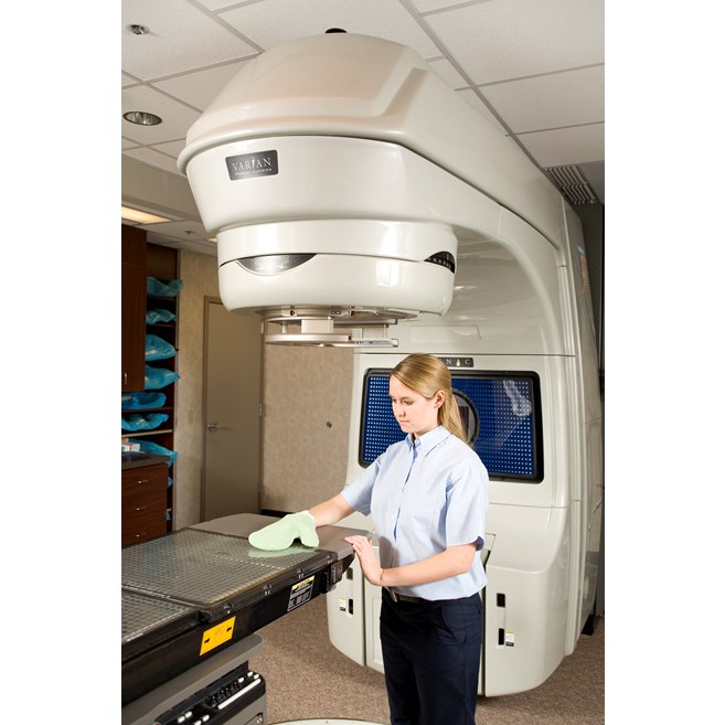 HYGEN™ Microfiber Mitts are double-sided to help make cleaning easier in crevices and around irregular surfaces.