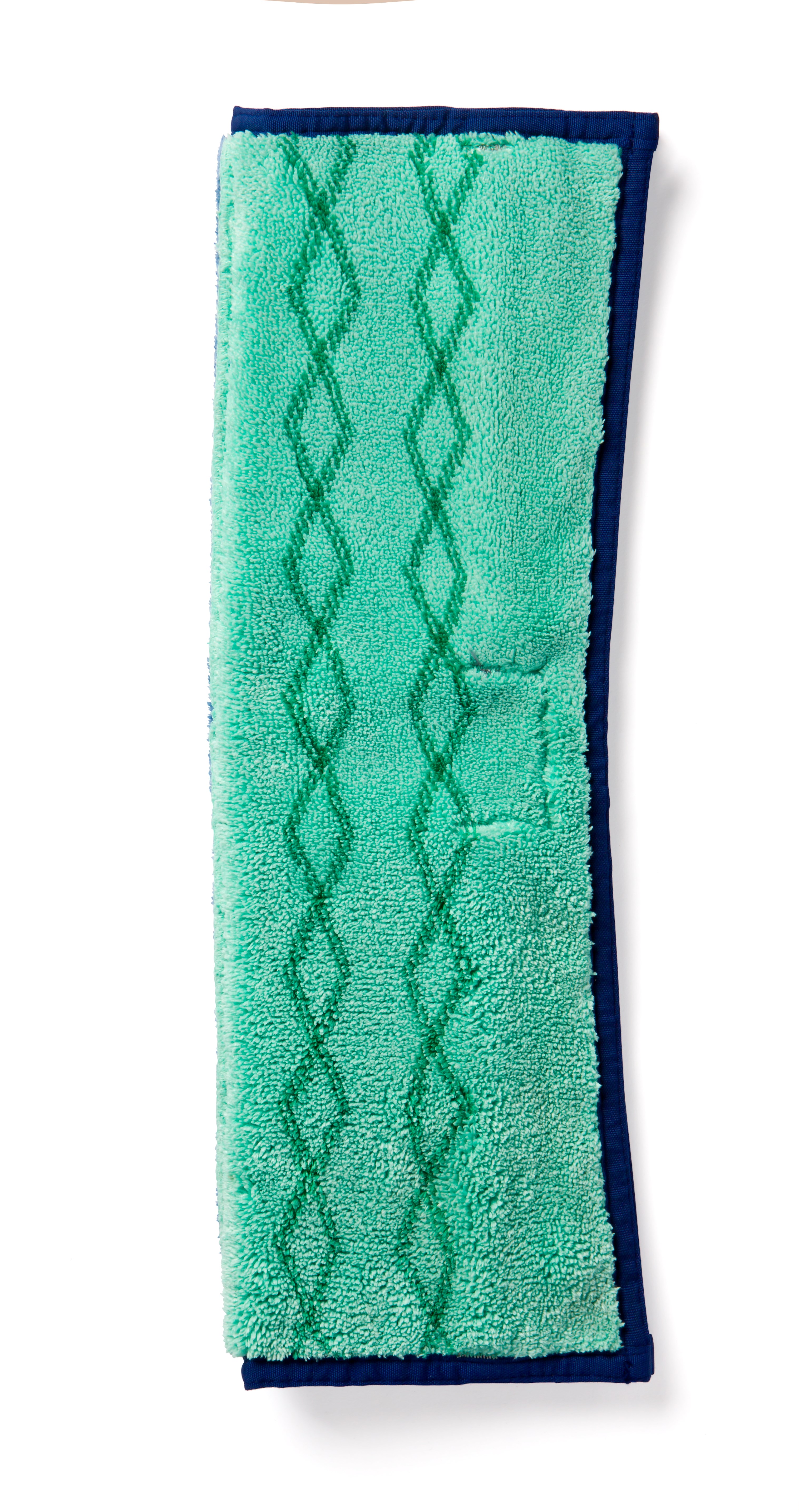 HYGEN™ PULSE™ Microfiber Wet and Dust Pad has a double-sided design that combines dust and wet mopping into one tool to provide twice the coverage.