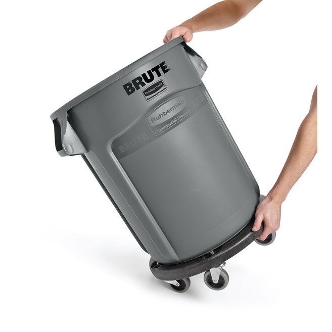 The BRUTE® Dolly smoothly and efficiently transports 20, 32, 44, and 55-gallon BRUTE® containers easily and quickly.