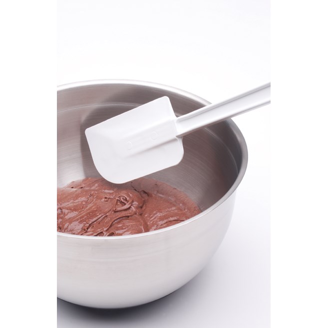 The Rubbermaid Commercial Rubber Spatula features a true rubber blade molded directly onto the handle