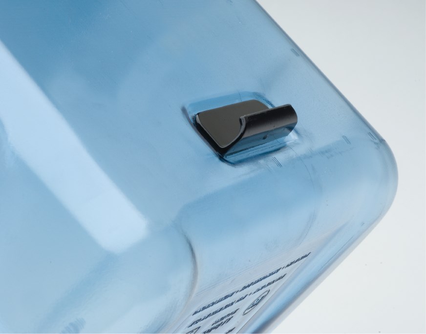 The Rubbermaid Commercial Ice Bucket Tote provides sanitary, safe transport for ice.